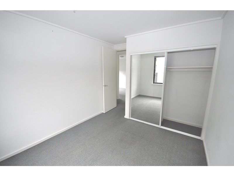 REF 20117/28 Bank Street, South Melbourne VIC 3205