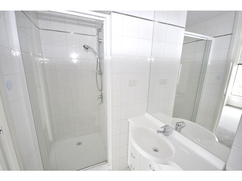 REF 20117/28 Bank Street, South Melbourne VIC 3205