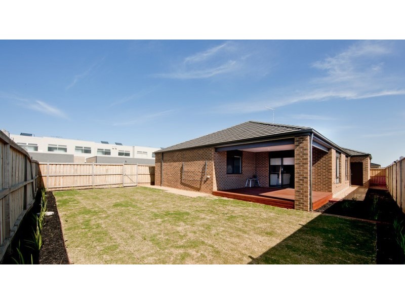 19 Hilderbrand Avenue, Williams Landing VIC 3027