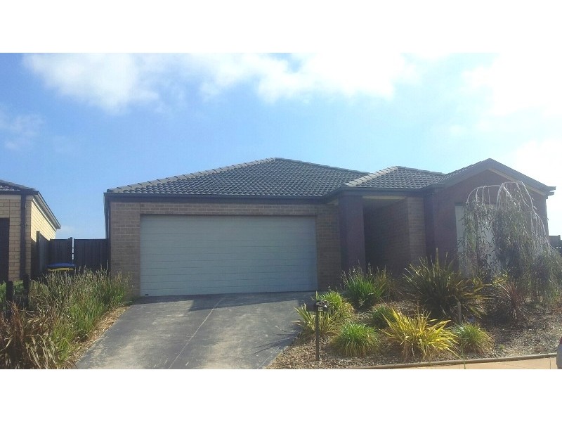 94 Tom Roberts Parade, Point Cook VIC 3030