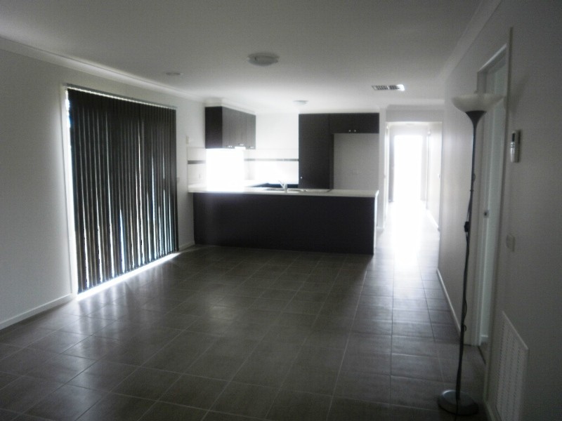 33 Hatfield Place, Deer Park VIC 3023