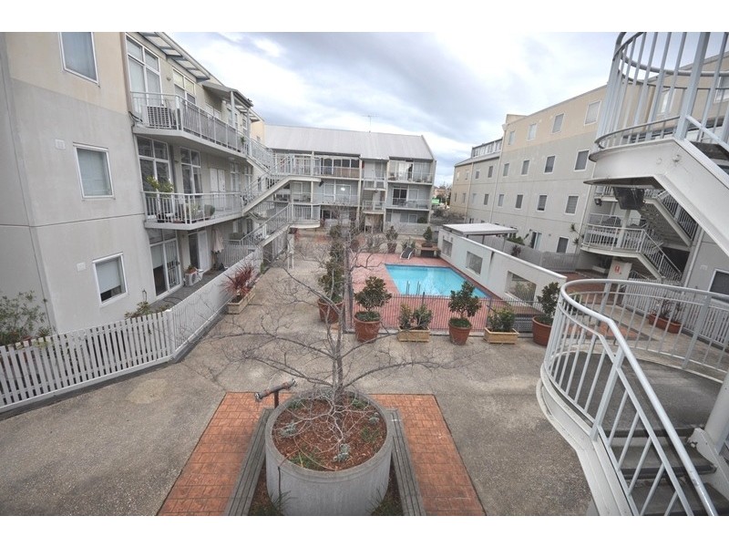 REF 20728/1066 Lygon Street, Carlton VIC 3053