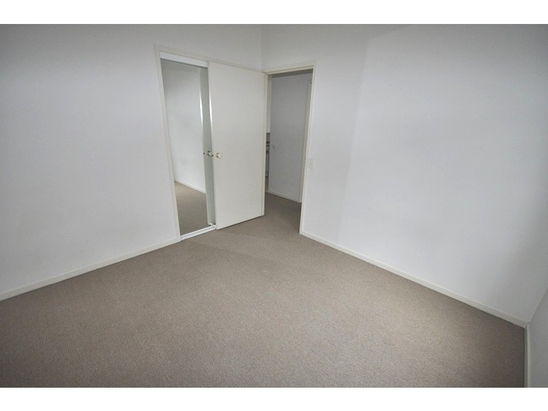 REF 20728/1066 Lygon Street, Carlton VIC 3053