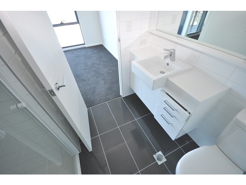 REF 26052/241 City Road, Southbank VIC 3006