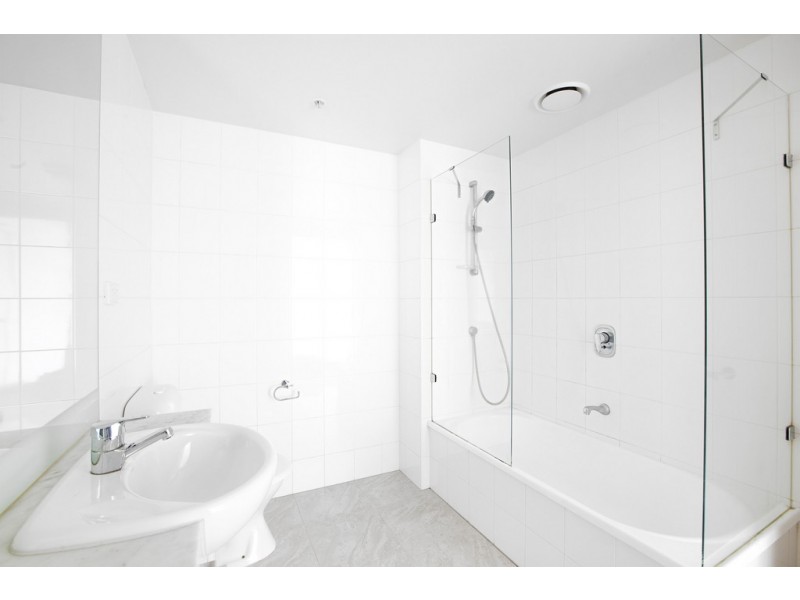 18/100 Kavanagh Street, Southbank VIC 3006