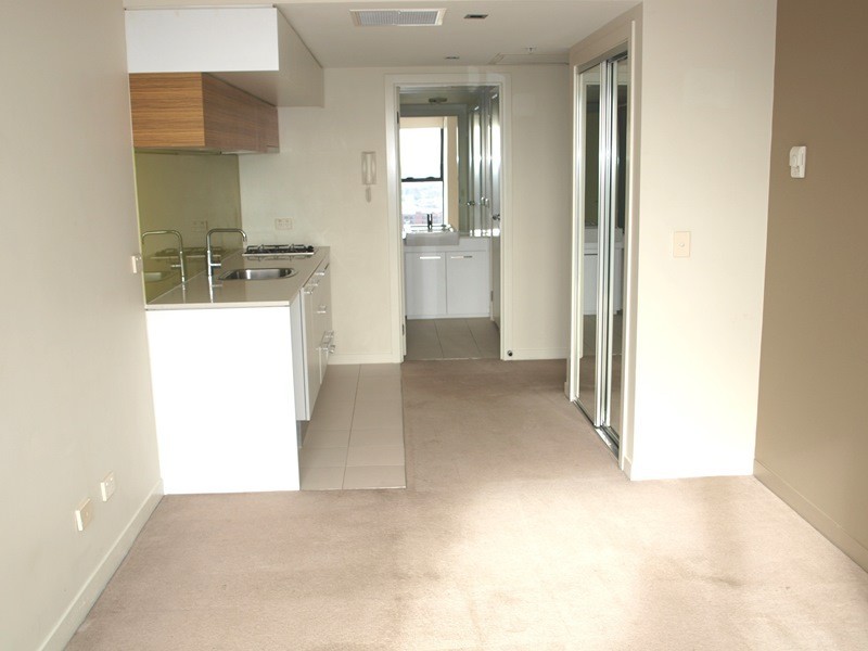 2810B/100 Harbour Esplanade, Docklands VIC 3008