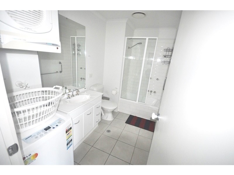 REF 20745/79 Whiteman Street, Southbank VIC 3006