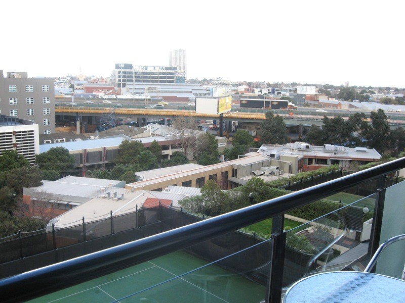 REF 20745/79 Whiteman Street, Southbank VIC 3006