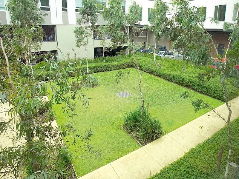 REF 20747/1068 Lygon Street, Carlton VIC 3053