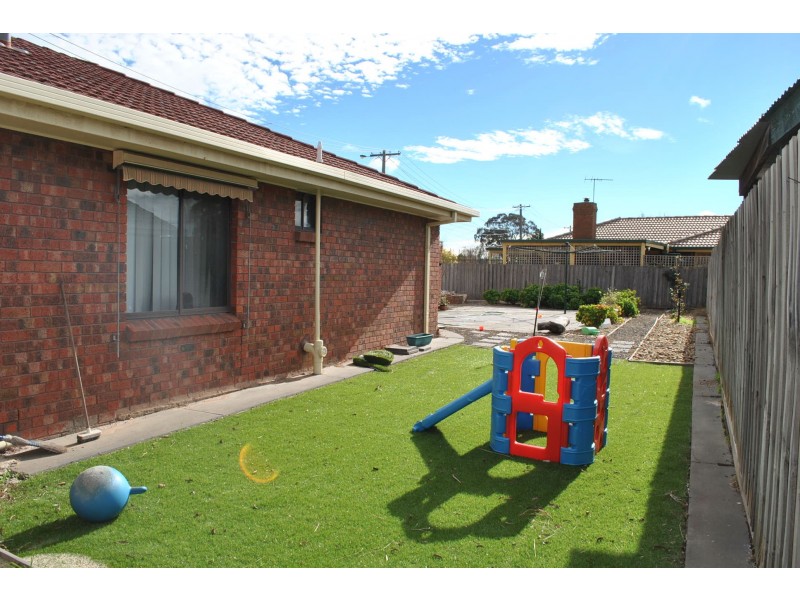 27 Reserve Road, Hoppers Crossing VIC 3029