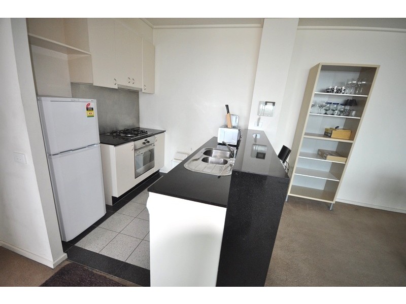 REF 20765/83 Whiteman Street, Southbank VIC 3006