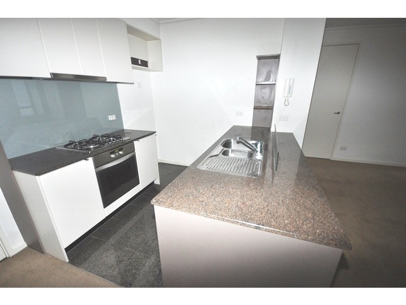 REF 20769/173 City Road, Southbank VIC 3006