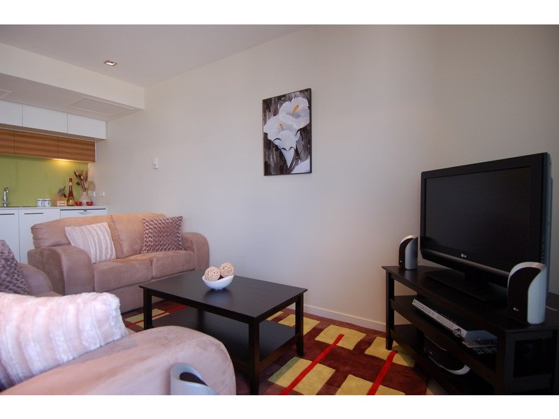 1814/100 Harbour Esplanade, Docklands VIC 3008