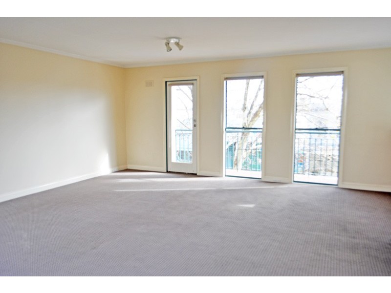 REF 20782/682 Nicholson Street, Fitzroy North VIC 3068