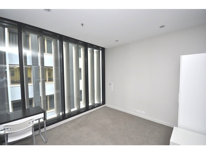405/70 Queens Road, Melbourne VIC 3004
