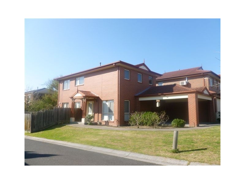 32 Ray Drive, Balwyn North VIC 3104
