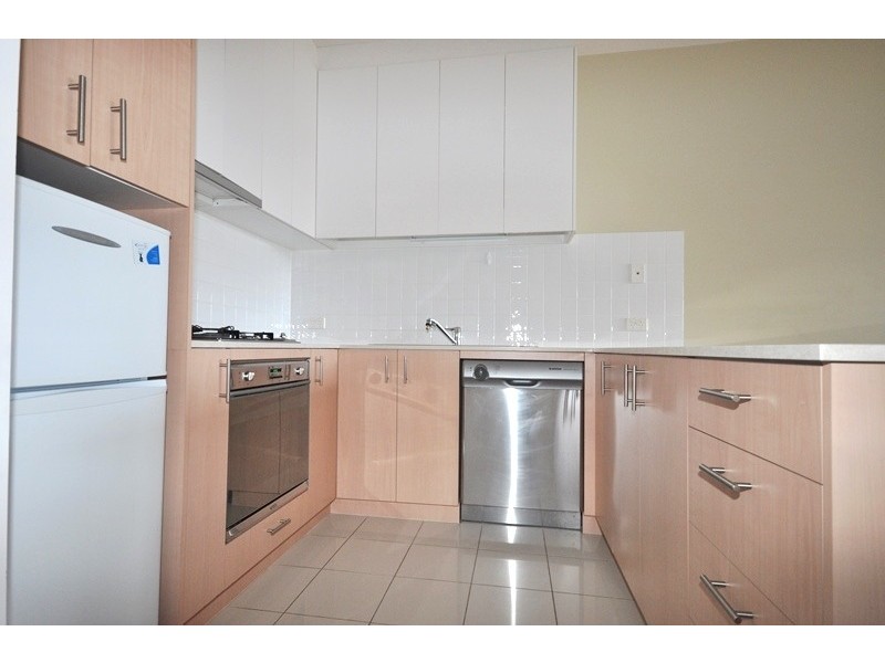 2005/250 Elizabeth Street, Melbourne VIC 3000