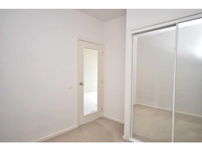 2005/250 Elizabeth Street, Melbourne VIC 3000