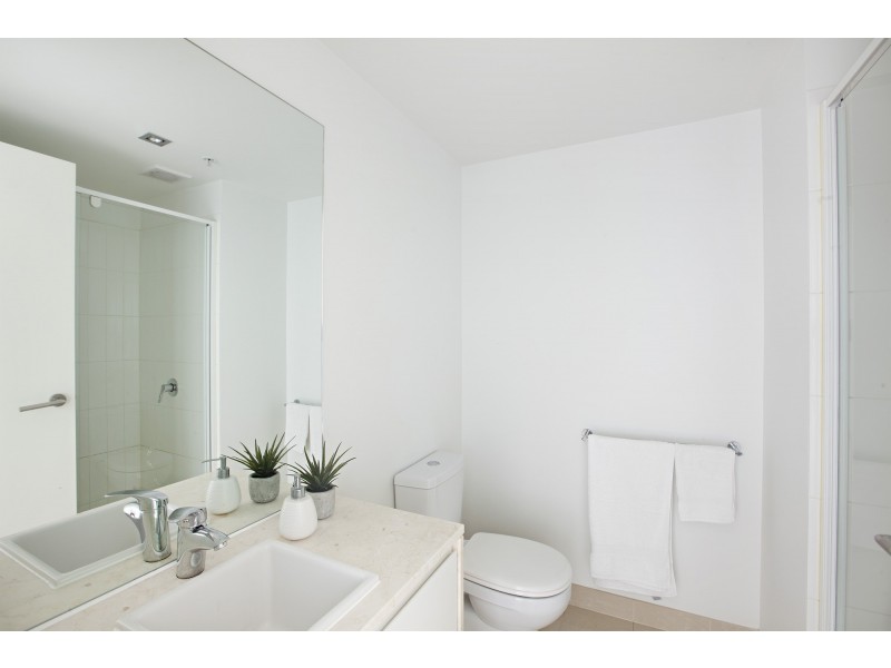 2705/8 Downie Street, Melbourne VIC 3000