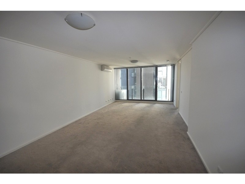 REF 20794/163 City Road, Southbank VIC 3006