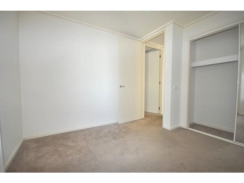 REF 20794/163 City Road, Southbank VIC 3006