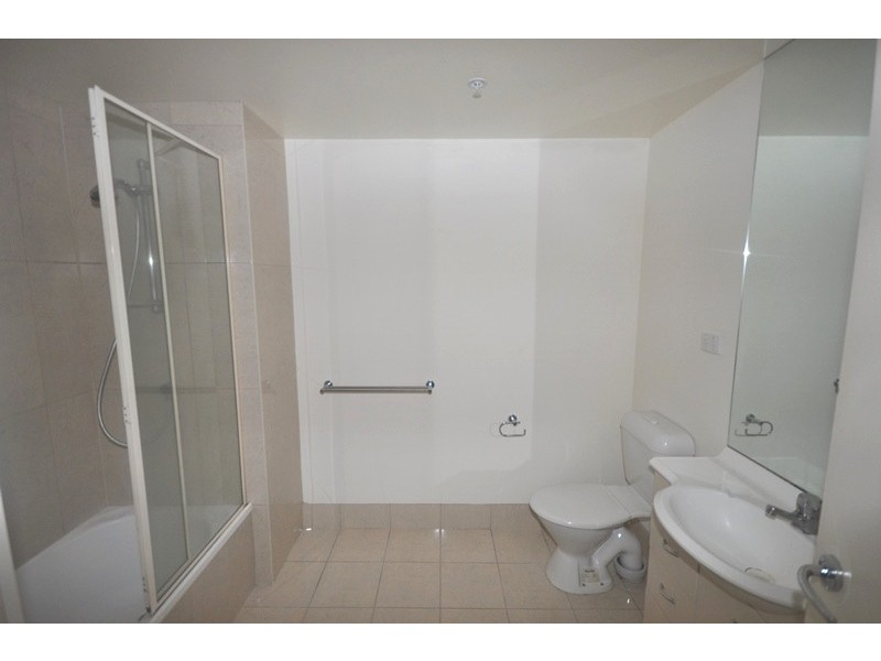 REF 20794/163 City Road, Southbank VIC 3006