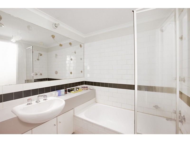 REF 20799/75 Drummond Street, Carlton VIC 3053