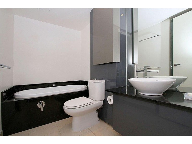 1602/7 Riverside Quay, Southbank VIC 3006
