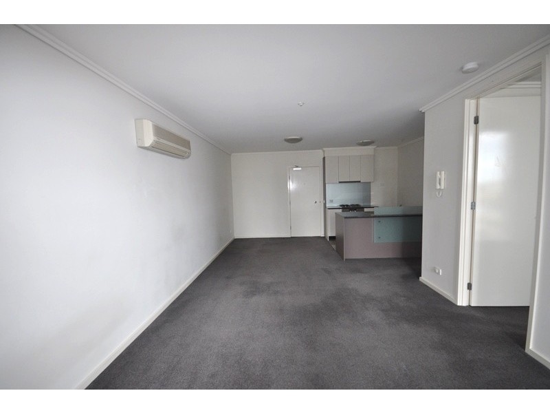REF 20805/88 Kavanagh Street, Southbank VIC 3006