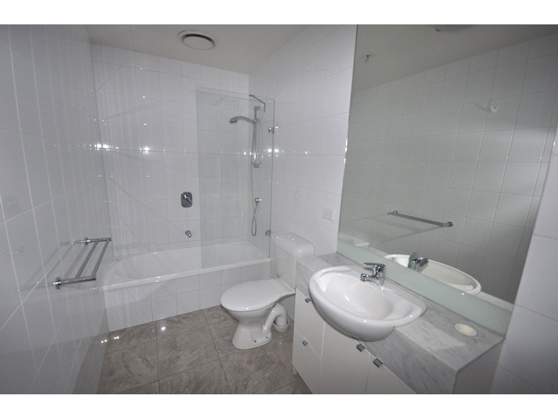 REF 20805/88 Kavanagh Street, Southbank VIC 3006