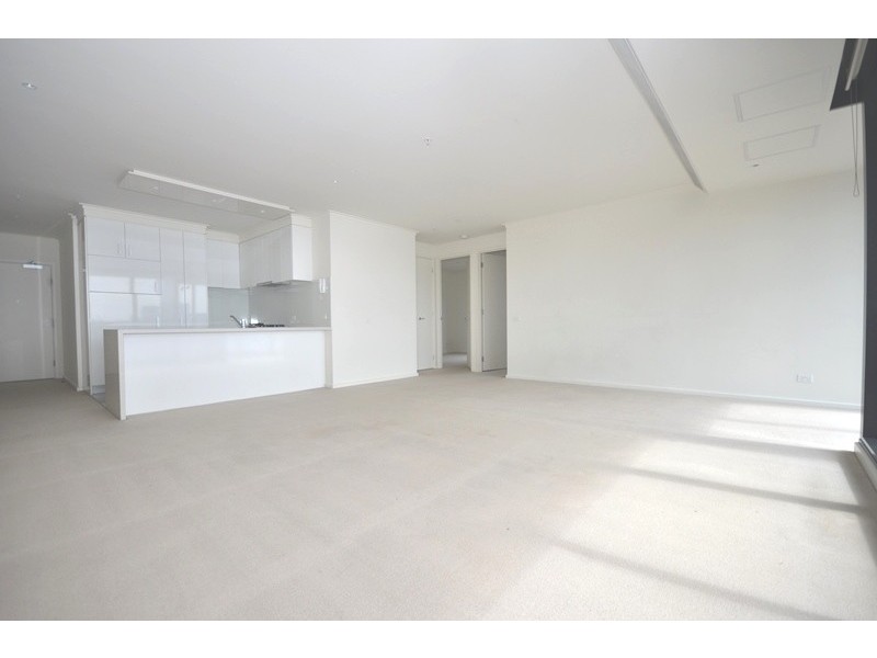 REF 20807/63 Whiteman Street, Southbank VIC 3006