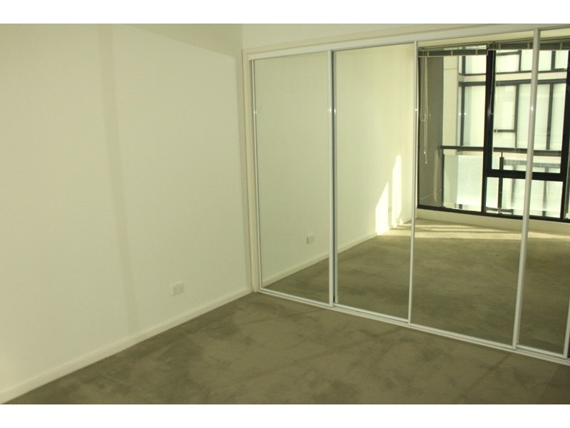 REF 20813/39 Dorcas Street, South Melbourne VIC 3205