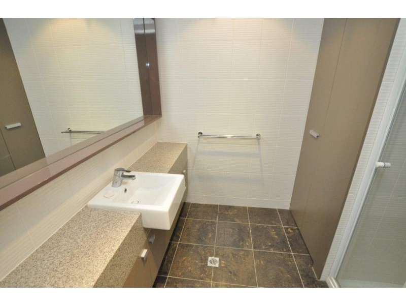 REF 20818/180 City Road, Southbank VIC 3006