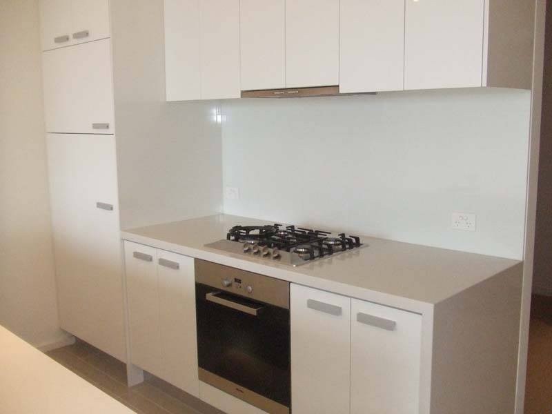 REF 20819/63 Whiteman Street, Southbank VIC 3006