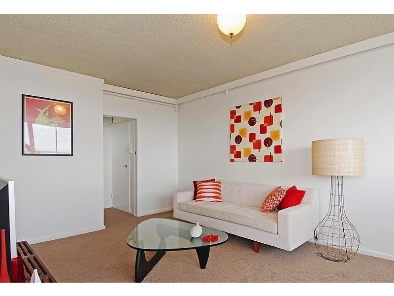 10G/12 Marine Parade, St Kilda VIC 3182