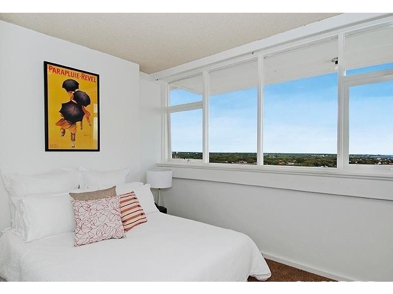 10G/12 Marine Parade, St Kilda VIC 3182