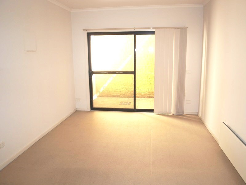 6/18 Dicks Place, West Melbourne VIC 3003