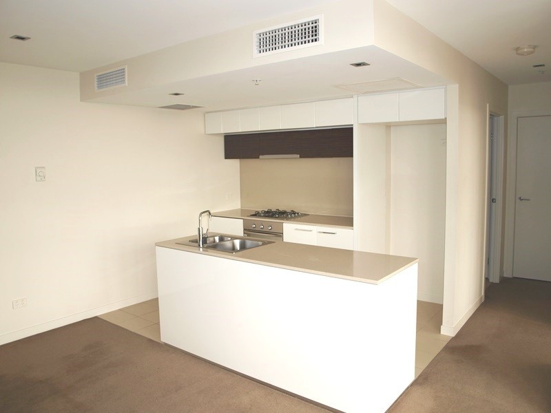 3307/100 Harbour Esplanade, Docklands VIC 3008