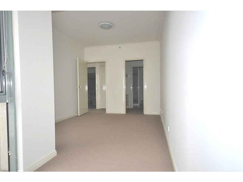 REF 20825/83 Queensbridge Street, Southbank VIC 3006