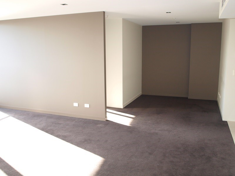 2303/100 Harbour Esplanade, Docklands VIC 3008