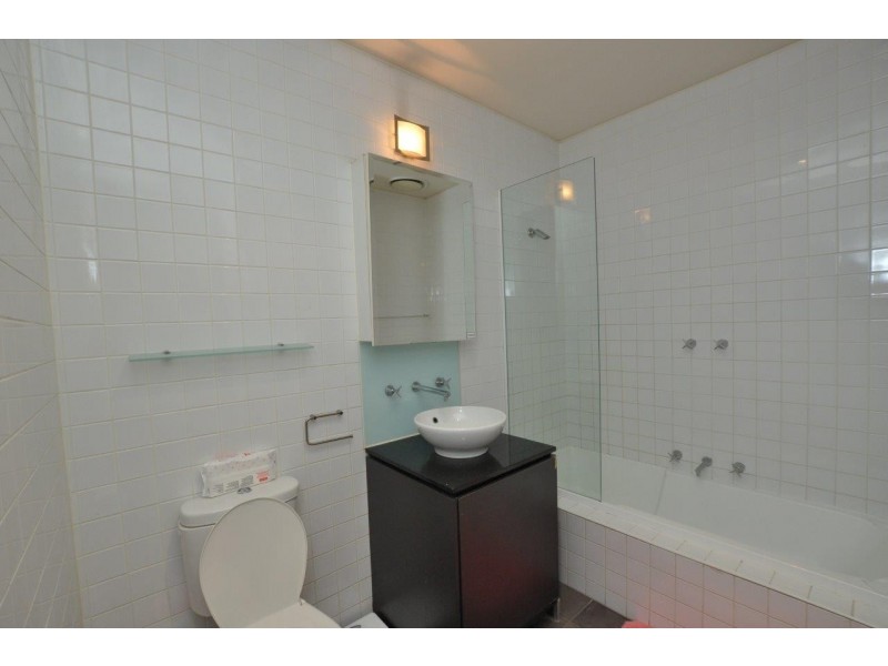 615/233 Collins Street, Melbourne VIC 3000