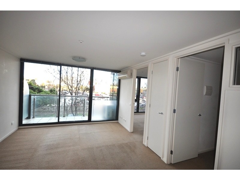 REF 20830/100 Kavanagh Street, Southbank VIC 3006