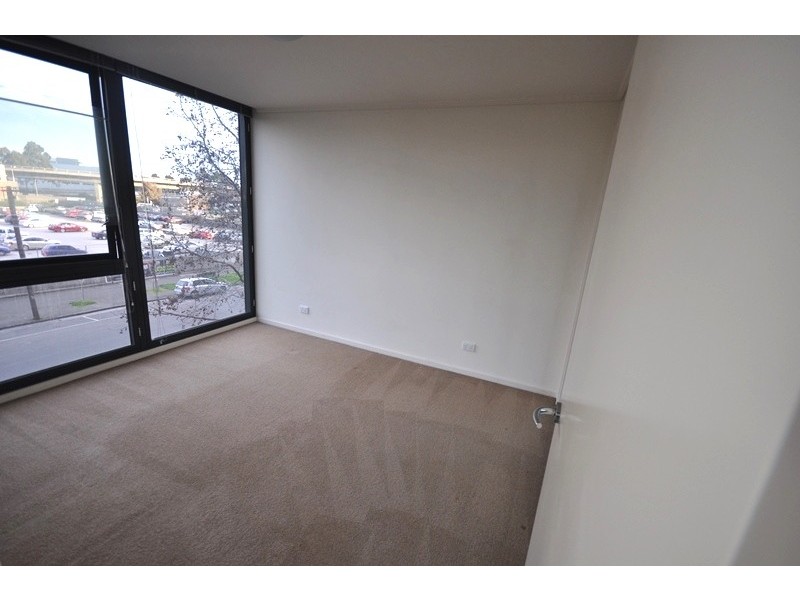 REF 20830/100 Kavanagh Street, Southbank VIC 3006