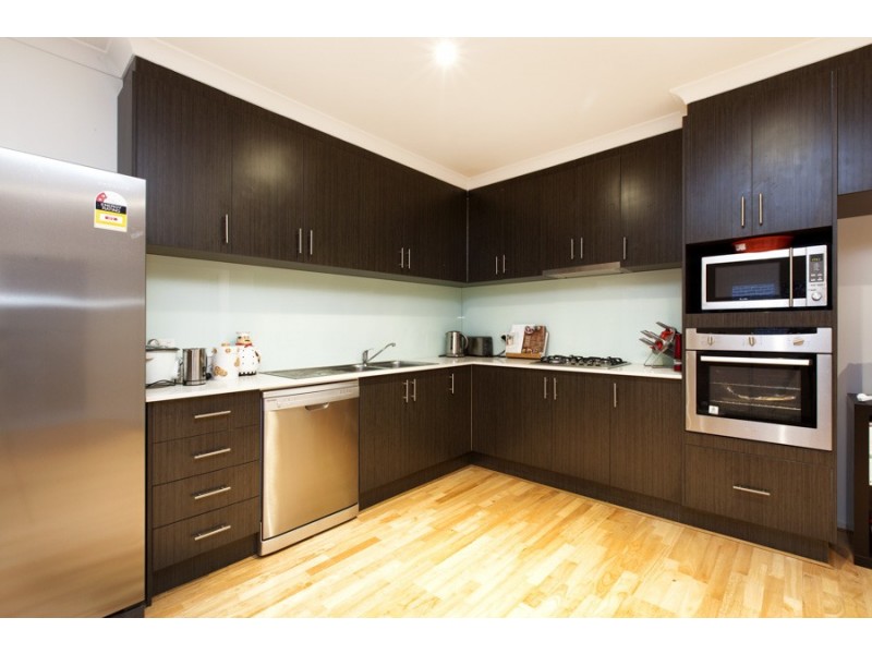 21 Mercer Lane, Point Cook VIC 3030