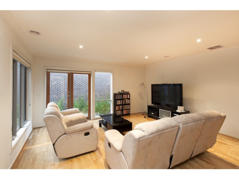 21 Mercer Lane, Point Cook VIC 3030