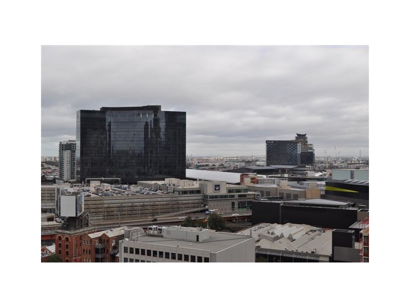 REF 20842/163 City Road, Southbank VIC 3006