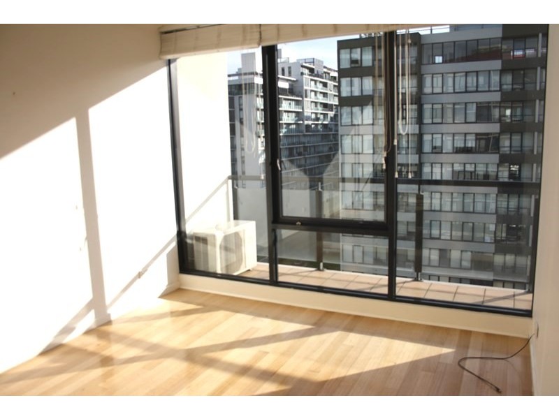 REF 20847/148 Wells Street, South Melbourne VIC 3205
