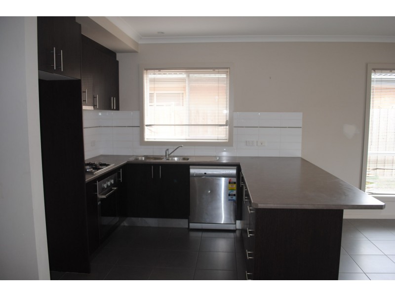 9 Bliss Street, Point Cook VIC 3030