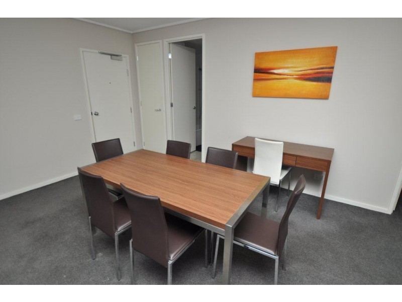 REF 20734/173 City Road, Southbank VIC 3006