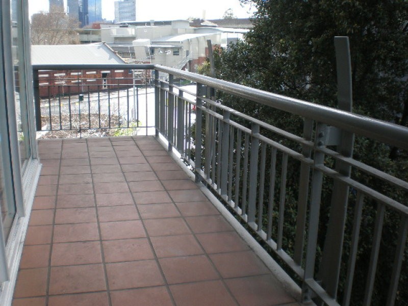 REF 20859/8 Wells Street, Southbank VIC 3006